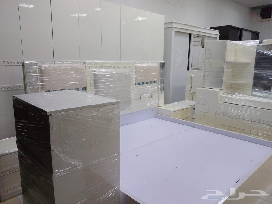 غرفة النوم مستعمل نظيف وتركيب توصيل64486565581827113