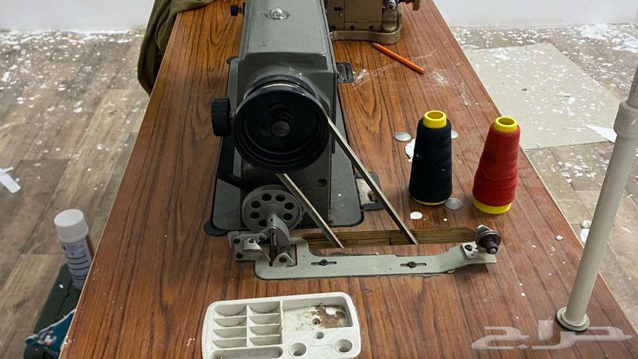 Juki machine with table64494573787265110