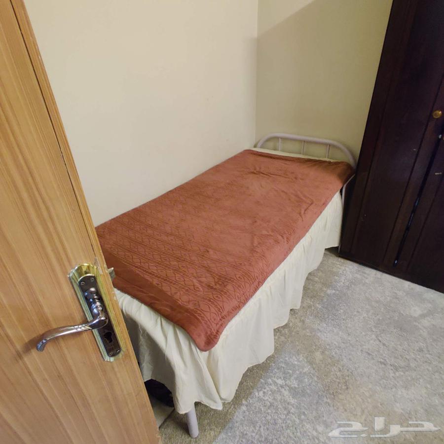 L-shaped living room set, bed, wardrobe, and glass table64491496566785113