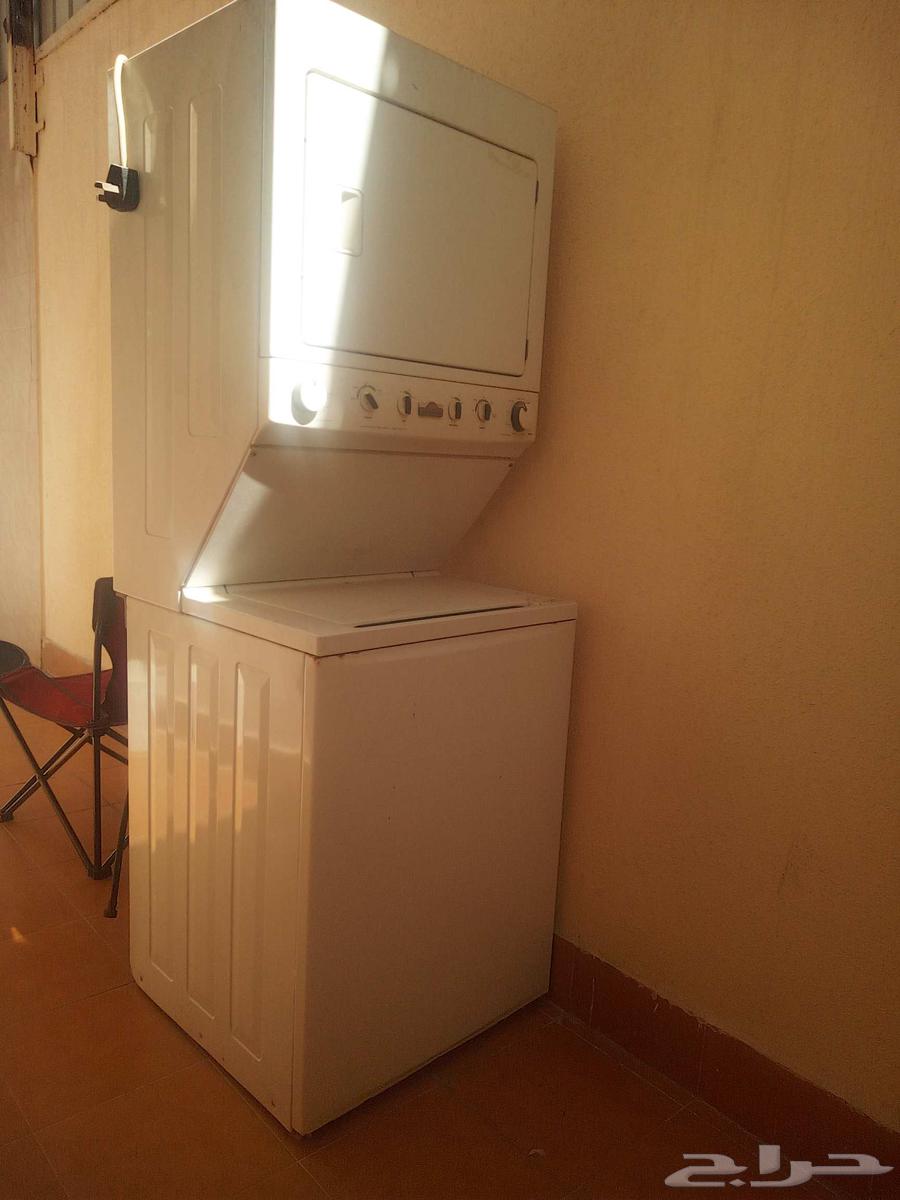 American washing machine but leaking water, second item is fine64489902681859110