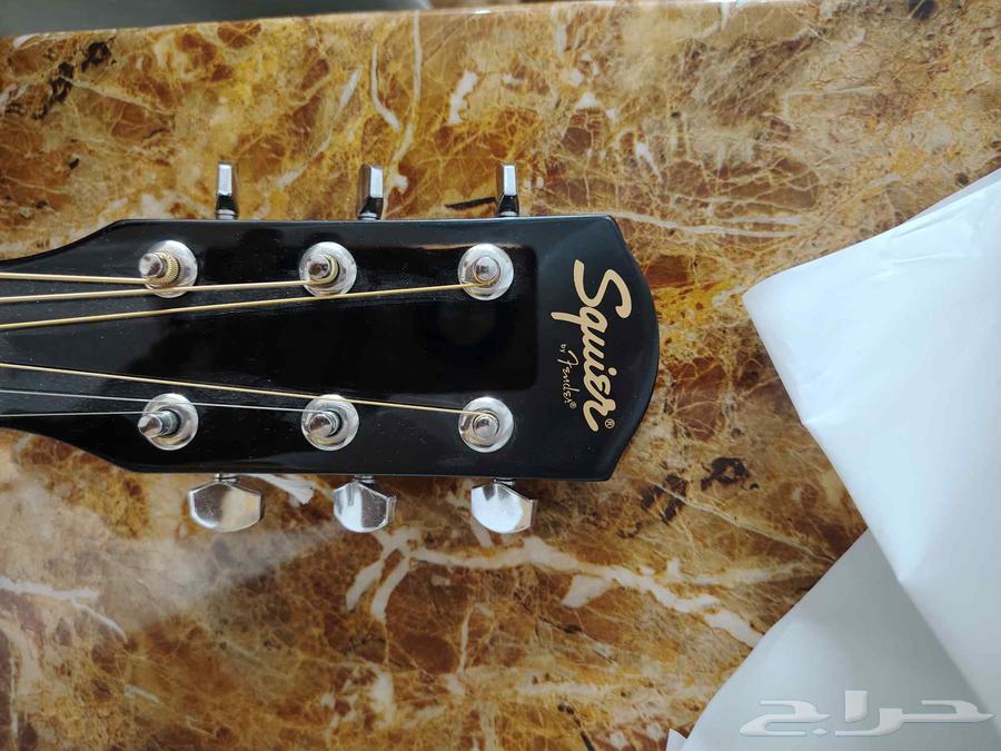 قيثارة squier شبه جديد للبيع64489875182339111