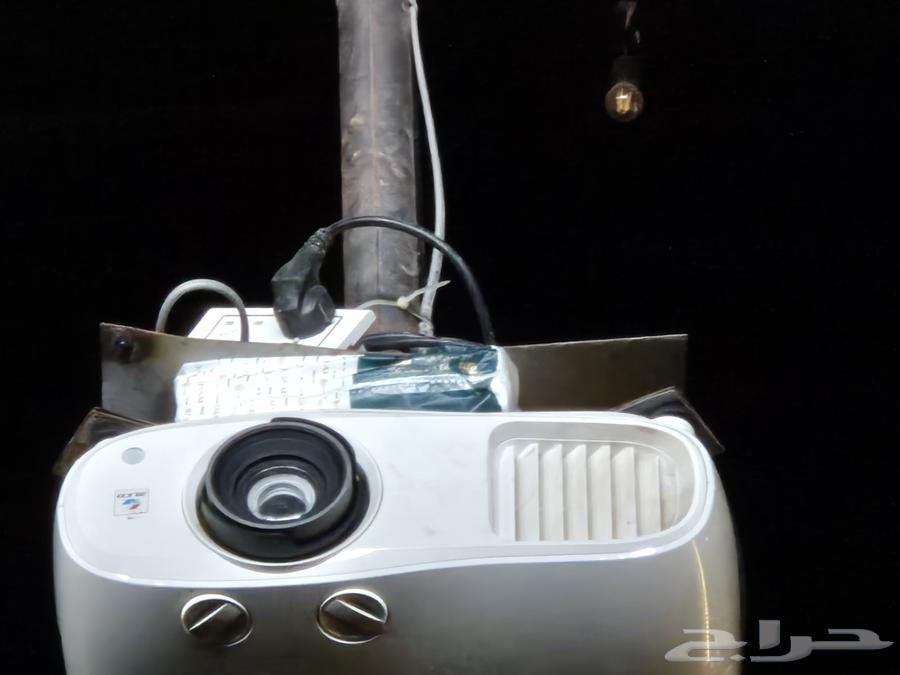 projector sell all very good condition low price64488490896131111