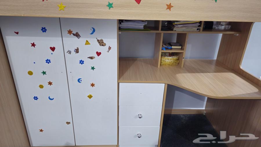سرير ومكتب وخزانه ملابس64487883411585113
