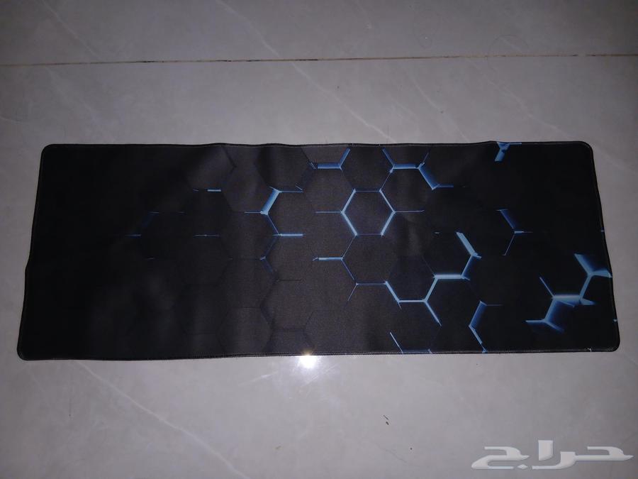 Hello, I have a keyboard, mouse pad, and mouse64494813363457112