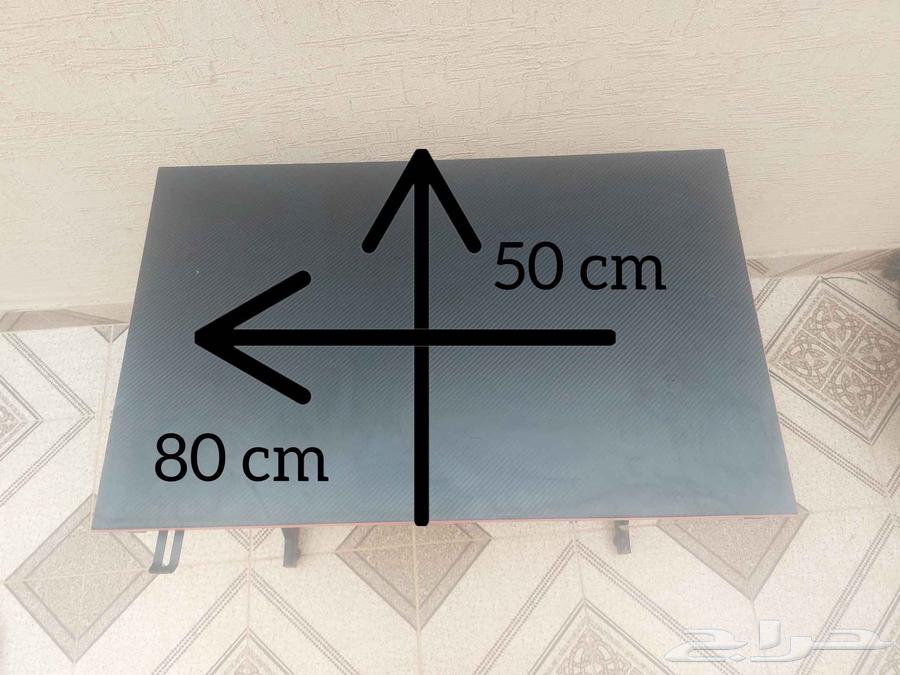 طاوله العاب سوداء مع مثبت سماعات64490605176321110