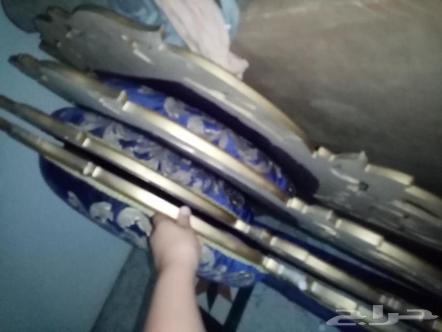 New unused support, 7 pieces, 3 large and 4 medium number64492622541314111