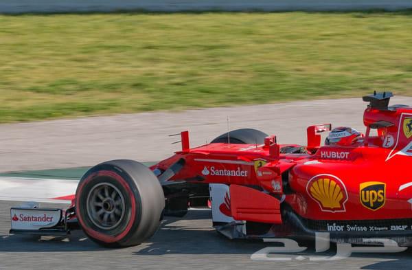 كاميرا كانون d70 مع عدسة 70 20064492921238019110