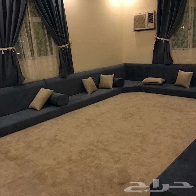 Sevenpiece floor seating set64492230313347112