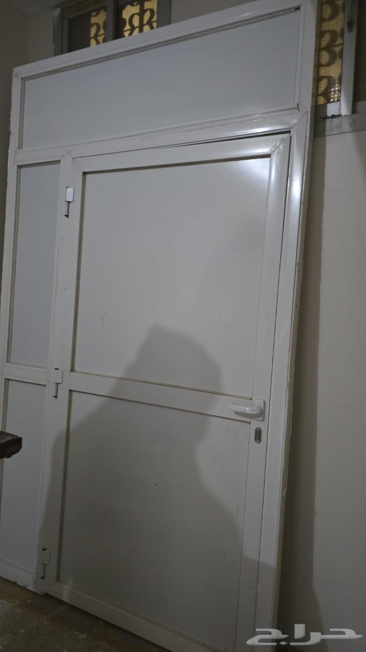 باب المنيوم نظيف وخالي من العيوب للبيع64491441701507114