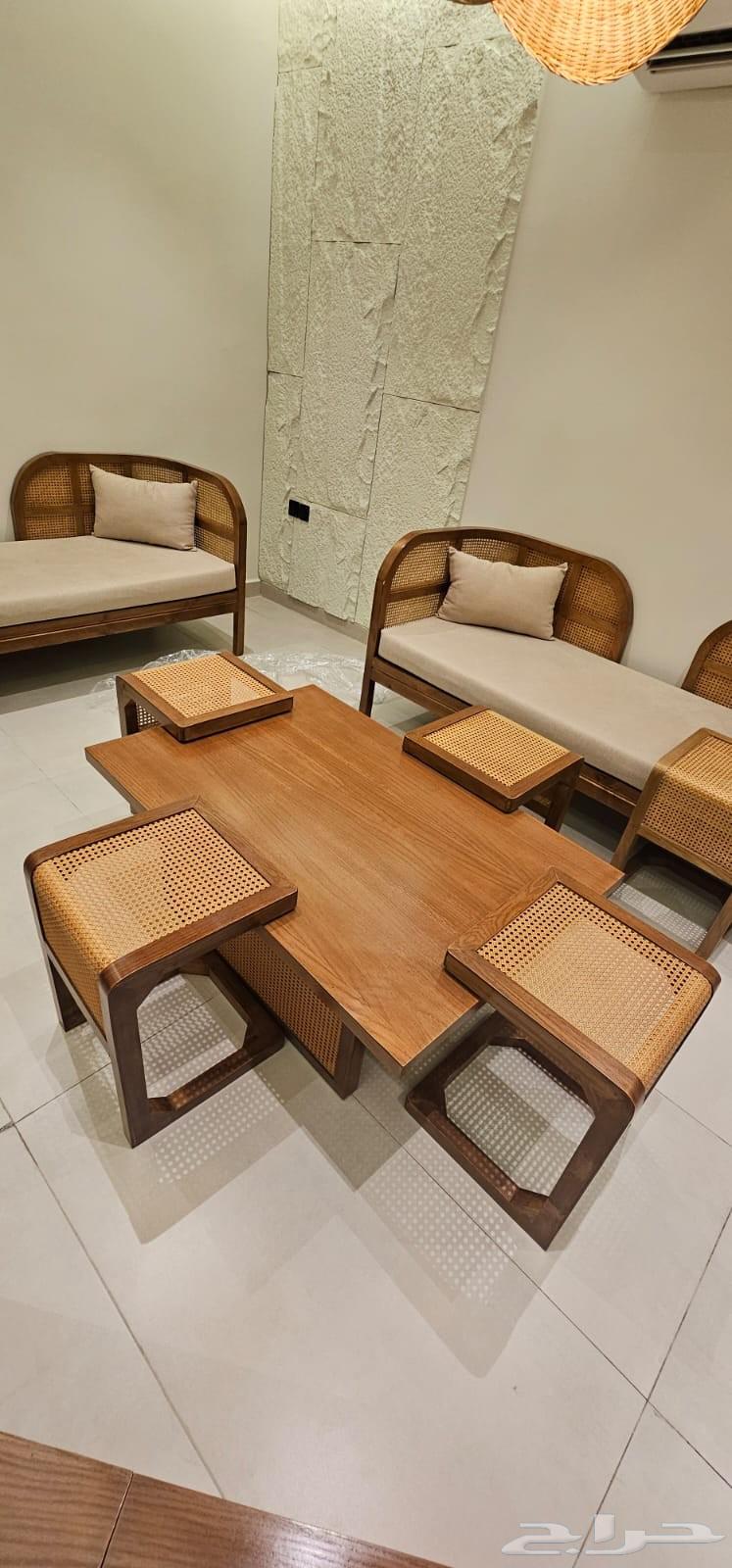 تفصيل كراسي اومجلس بسعر موميز تصنيع جديد خشب سوادي64490951612035114