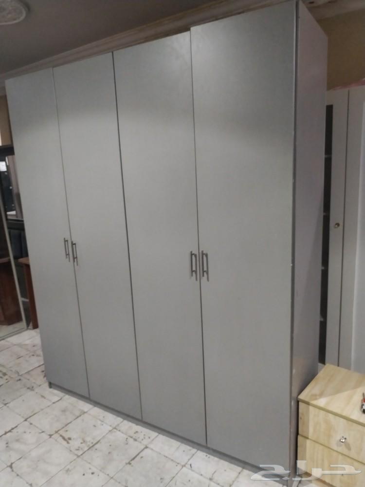 للبيع دولاب وطني مستخدم نظيف64489724745345110