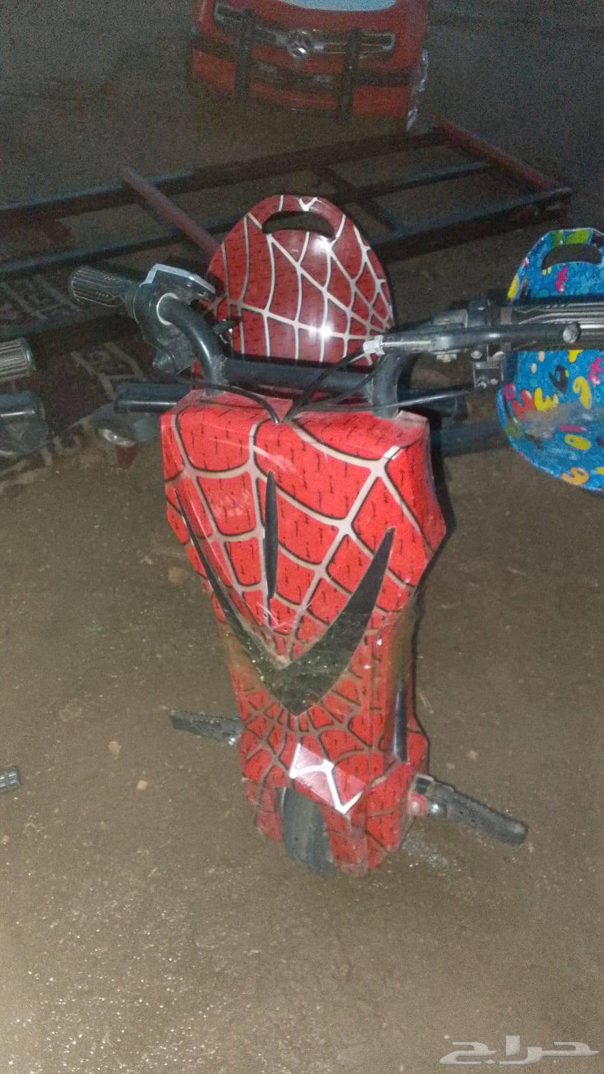 Seven scooters and two cars for sale, used for only two months, almost64490674404611114