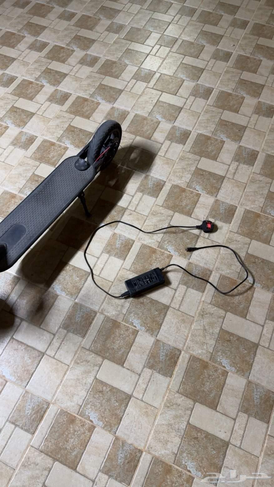 سكوتر نظيف وفيه سرعه سبورت يمشي 65.. العيوب بدون رفرف خلفي64490317321857114