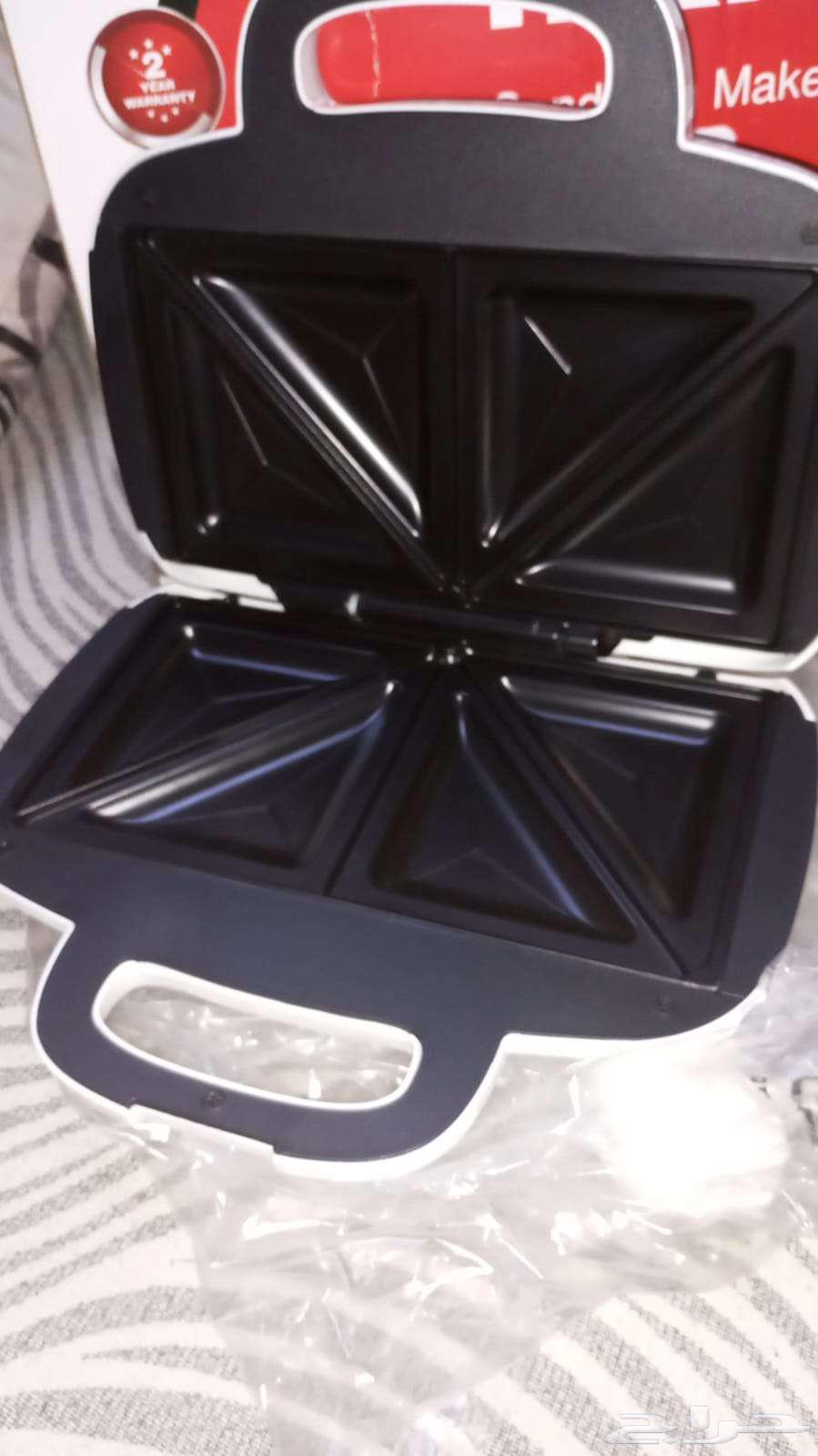 New toaster heater in its carton64494126130050112