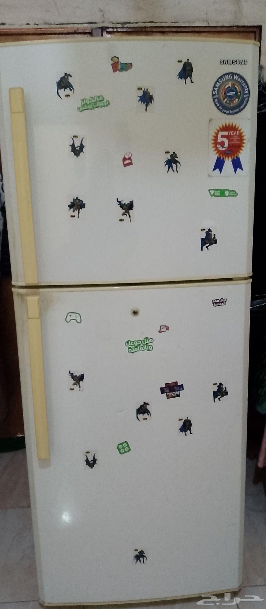 ثلاجه جديده ومكنسه جديده وممتازه وفرن بس مكسور الغطاء القزاز64490413282689112