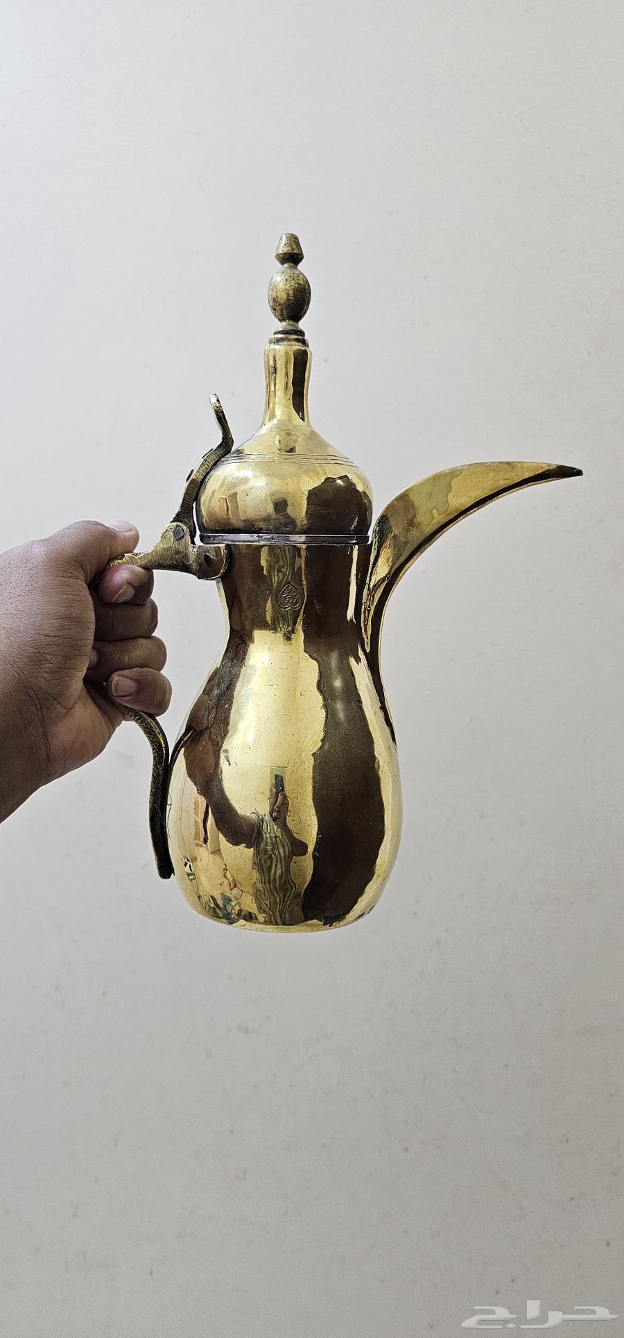 Dallah Rasslan with seal64492080679426112