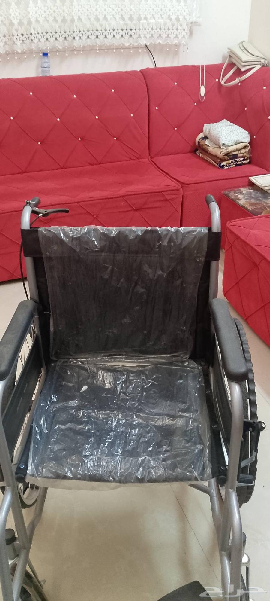 عربية جديدة بس ما نحتاجها ..وابيعها 200 ريال64490317182595113