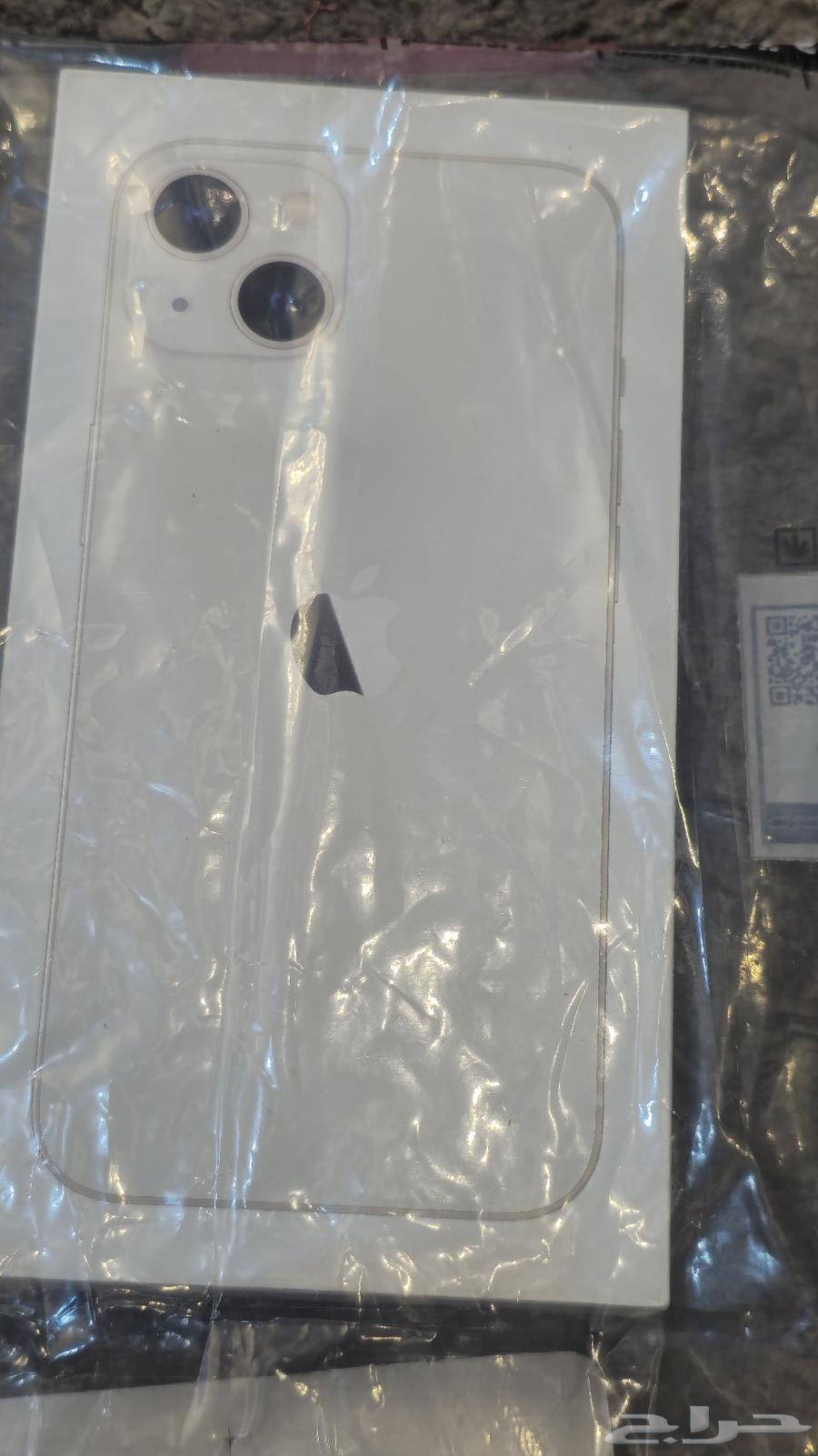 ايفون 13 جديد ابيض 12864487525960067110