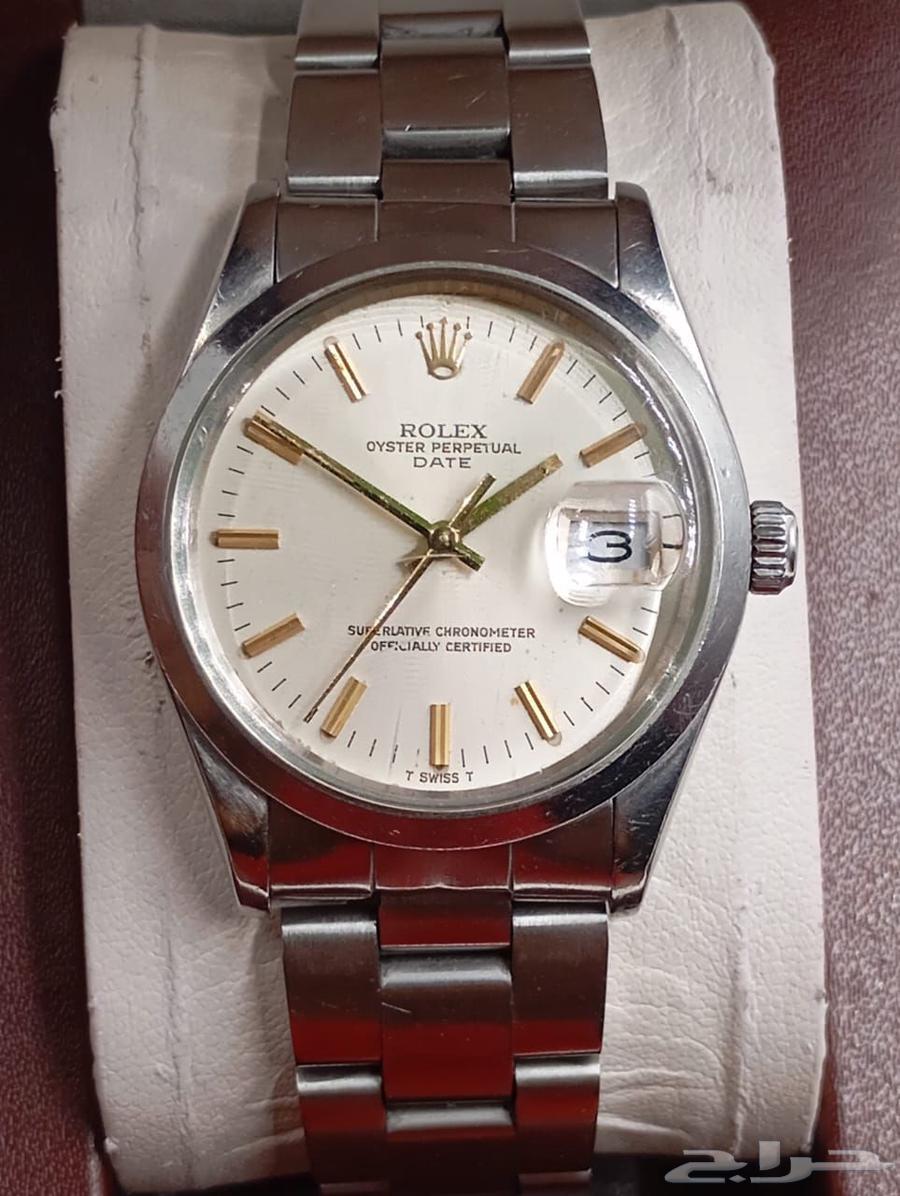 Hello, I'm selling a Swiss men's Rolex Oyster Date watch64486343720321113