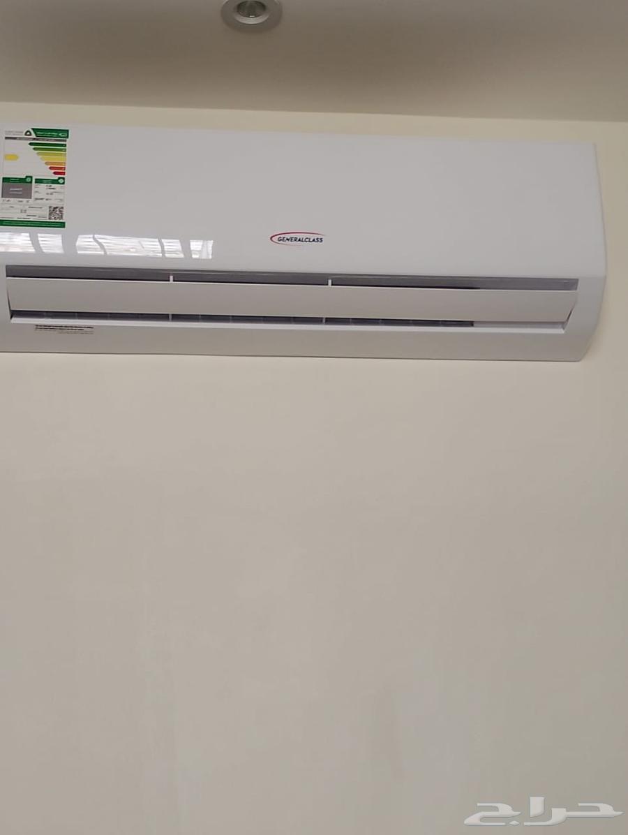 New split air conditioners from Mando, Gree, and General64488490983810111