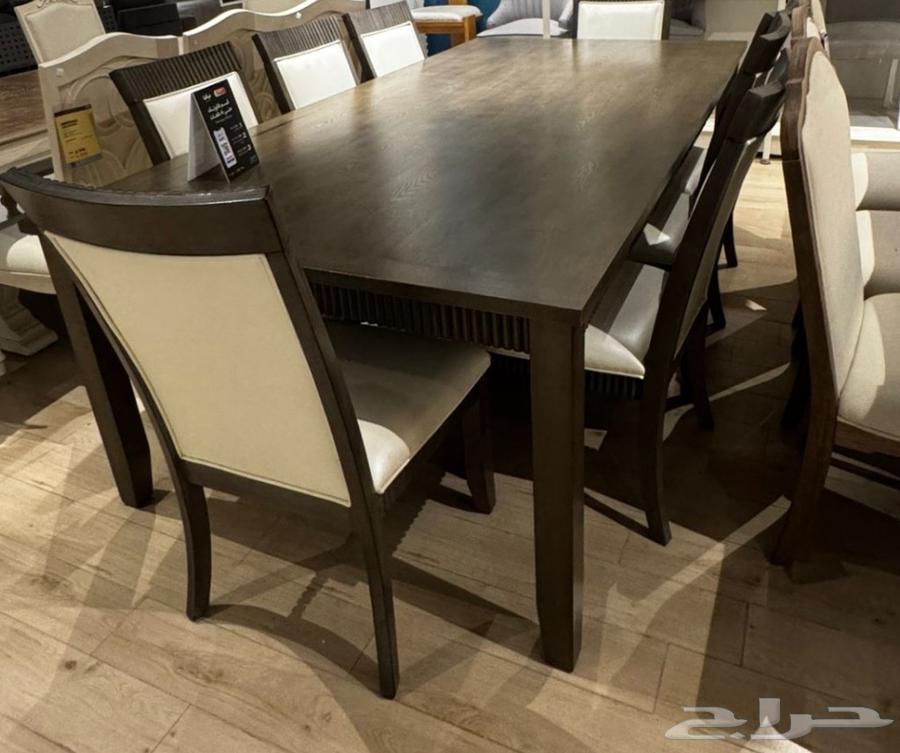 Collapse of prices for a new 8-chair dining table set from Pan Home64501492881153110