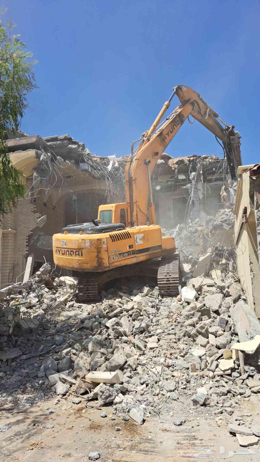 أعمال هدم وازالة المباني وجميع أعمال الحفر64546158653826110