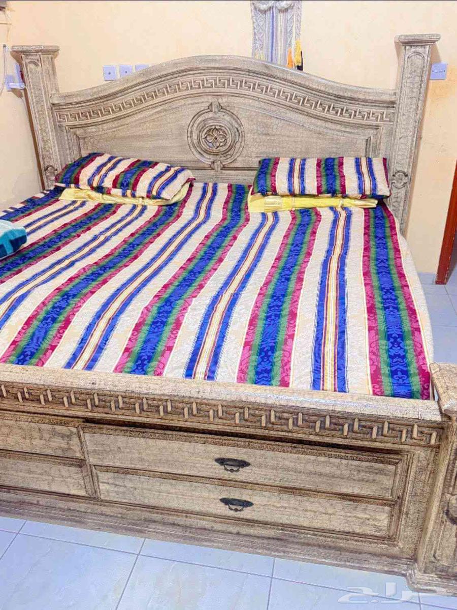 غرفه نوم بالمرتبه وسرير حديد نفر بالمرتبه وركنه و2كنبه صالون64495447732866114