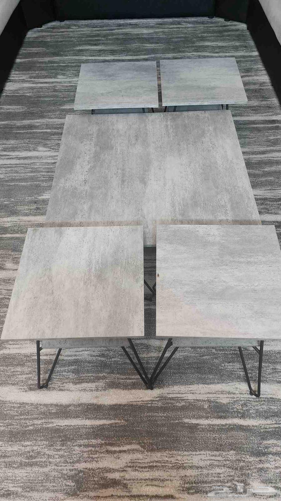 A large table and four small ones64498993578115110