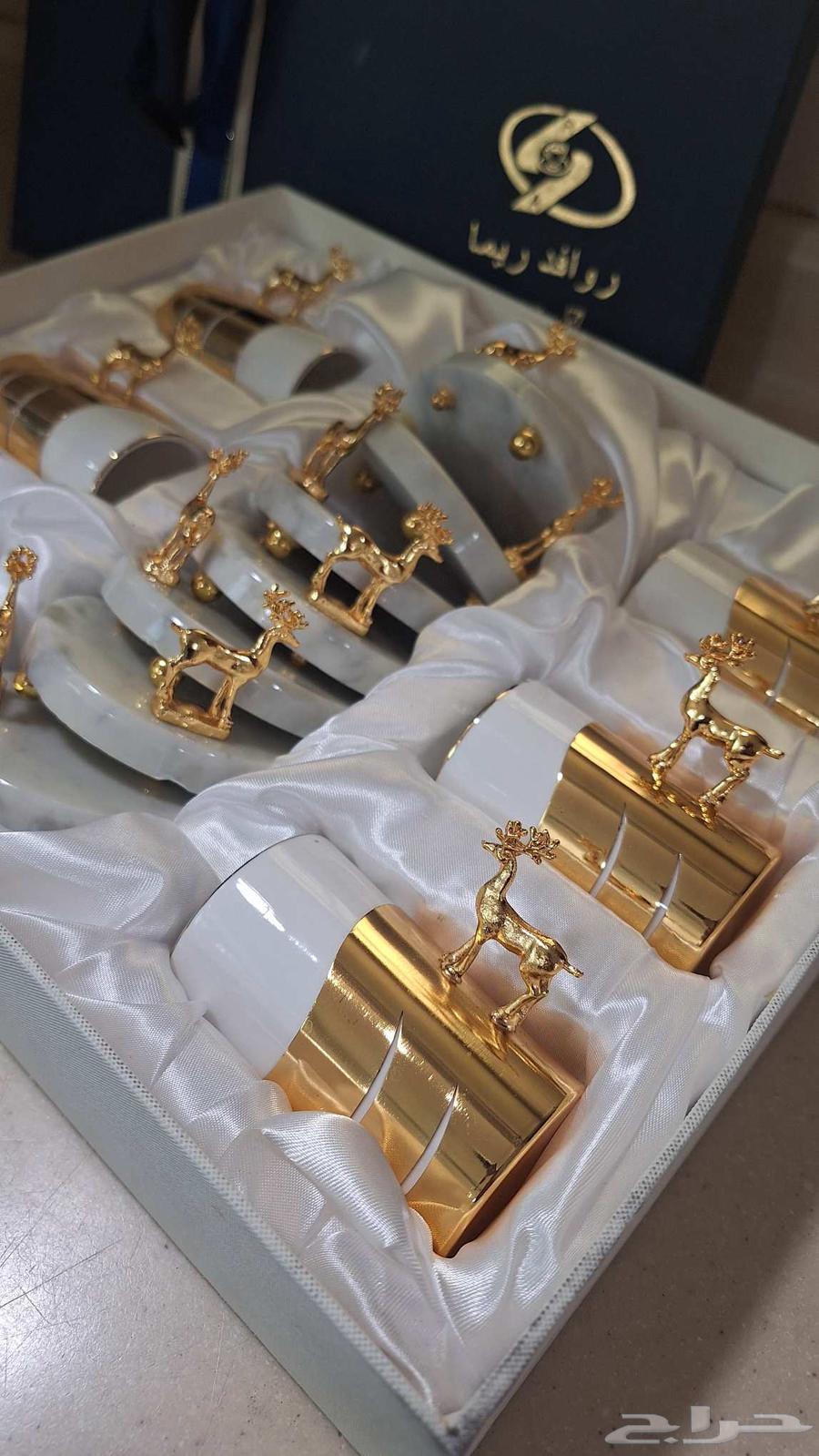 فناجيل سيراميك فخمة مع قاعده رخام جديدة للبيع ب 10064496709728257111