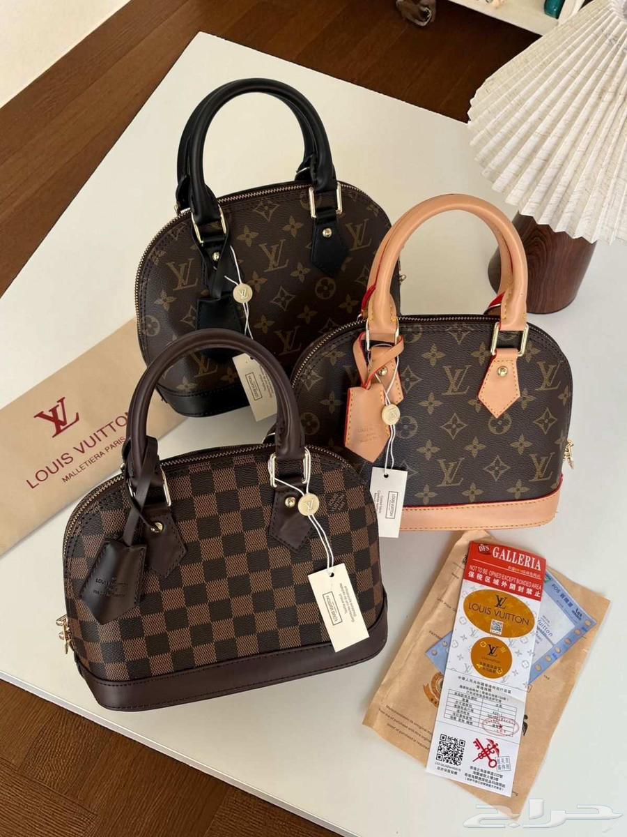 Bags, shoes, and boots. Brand Master, wholesale and retail.64495063605121112