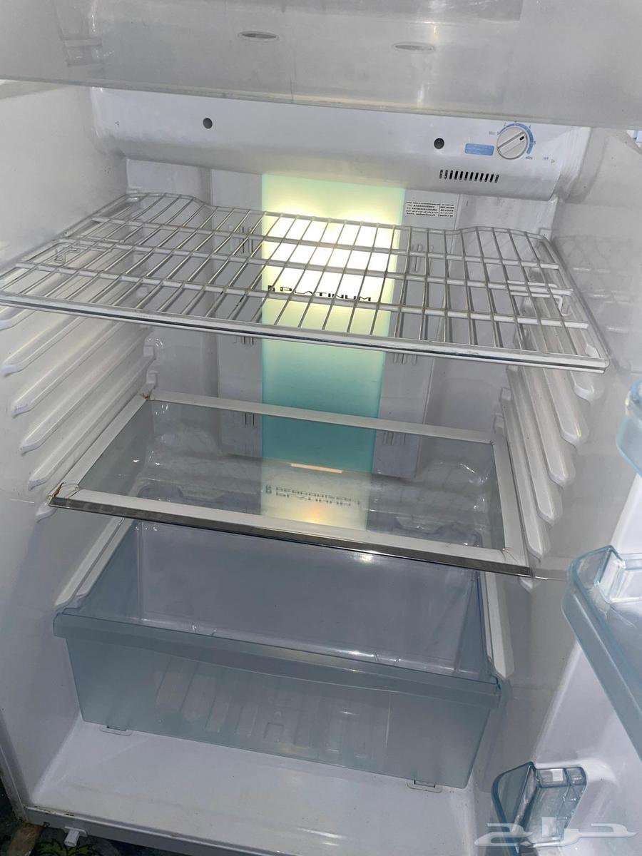 ثلاجه توشيبا 22 قدم 631 ليتر بحاله جيده جدا64502625443203113