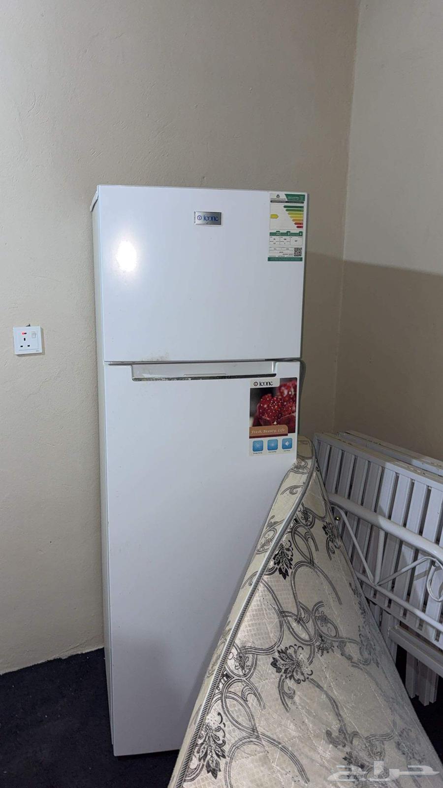 اثاث مستعمل للبيع بحالة جيدة جدا ( ثلاجة و غسالة ملابس)64500284663937110