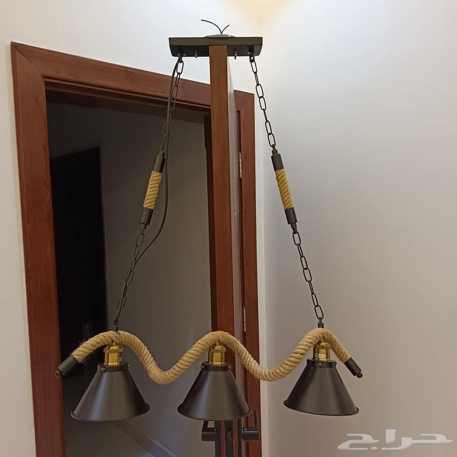 ستاير و نجفة و بطانية و طاولة مع 5 كراسي بلاستيك64502167958402112