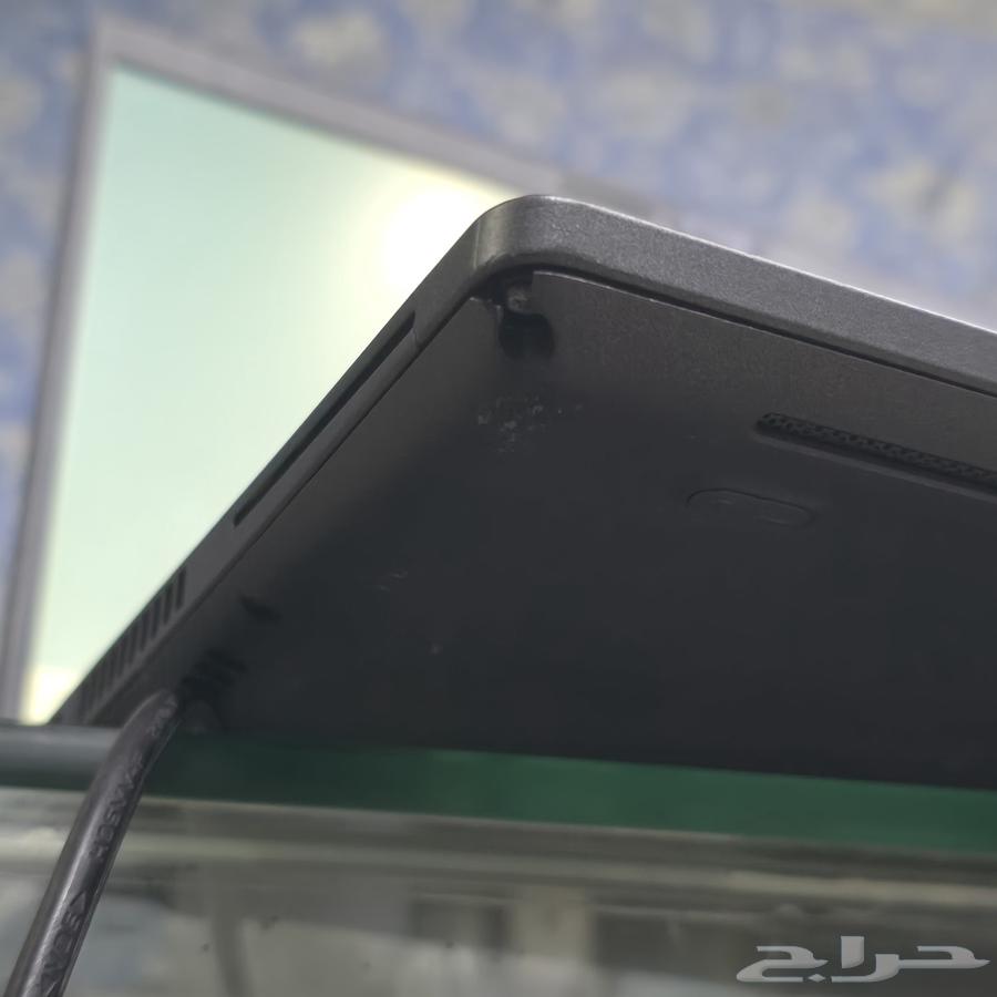 لاب توب ديل لاتتيوت 5400 كور اي 7 نظيف جدا .64498076532610111