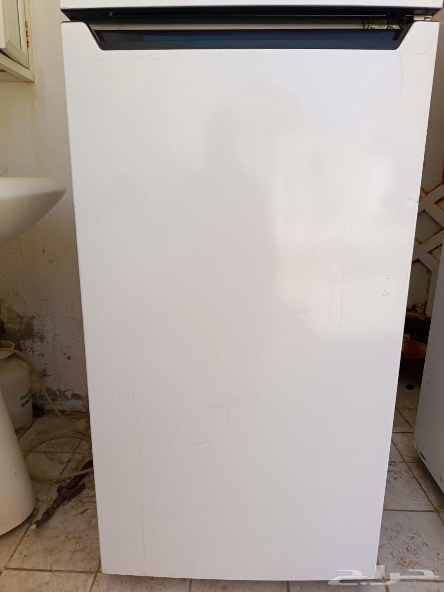 ثلاجة هايسنس بحالة ممتازة موفرة للطاقة64497786518530112