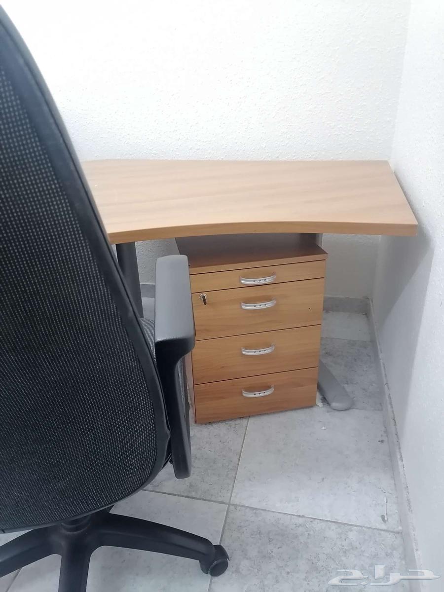 Ikea office table with side table purchased price is 3500 now64502817327617112