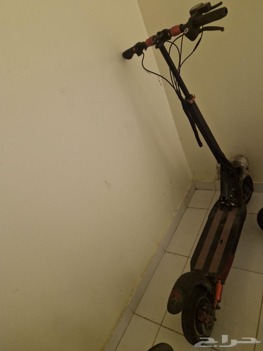 اسكوتر الوحش الروسي للبيع64502501406083110