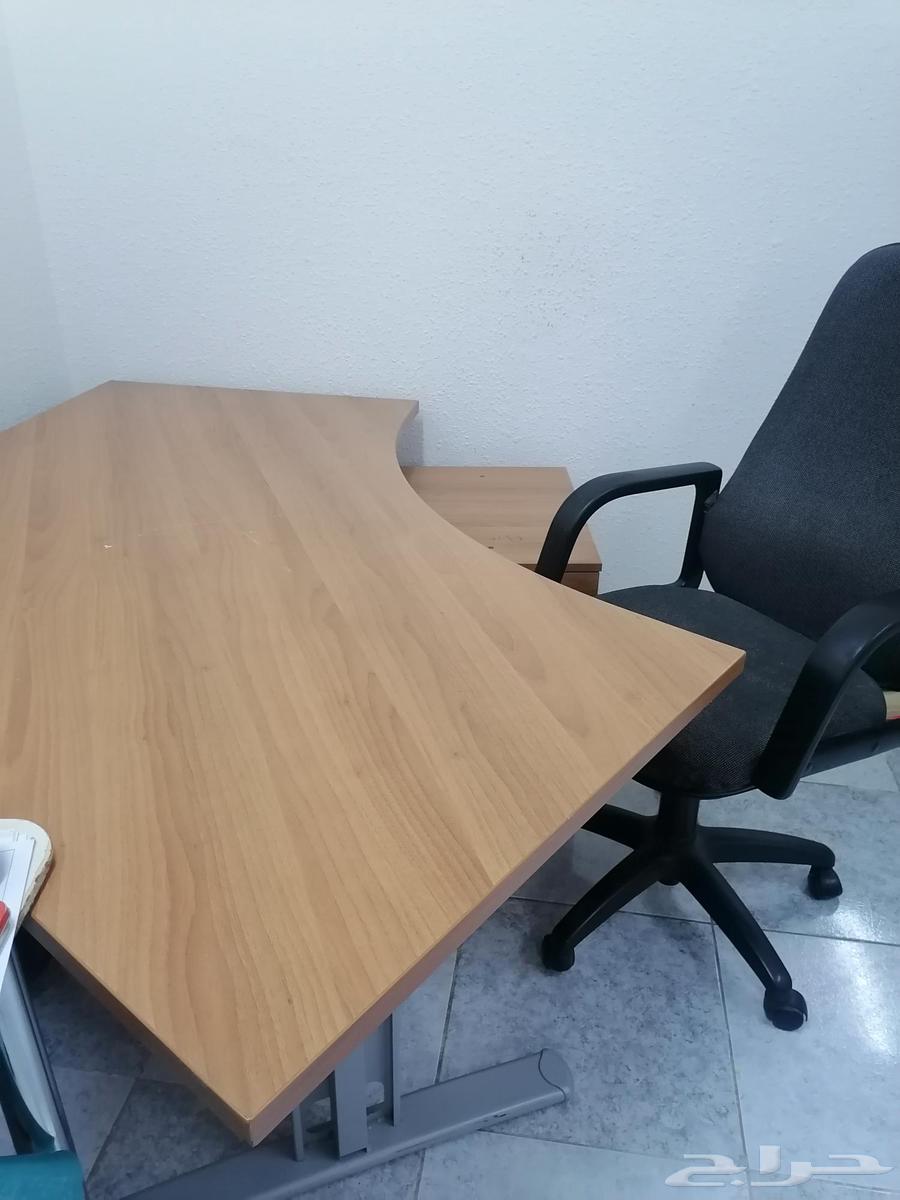 Ikea office table with side table purchased price is 3500 now64502817327617110