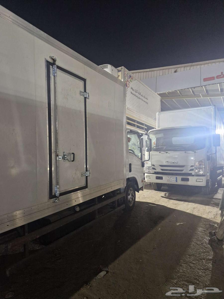 We have CGS refrigerators and coolers, used but in new condition, and we also have64497290089730113