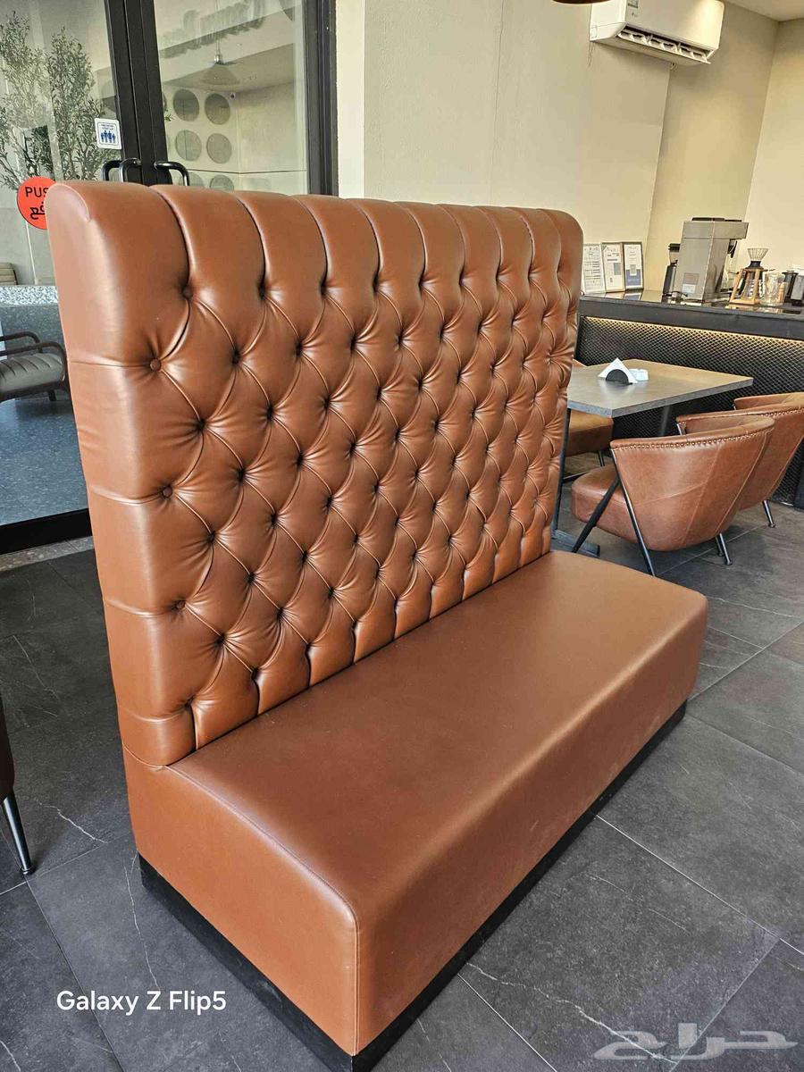 عدد 2 كنبه جلد طول الكنبه 150 سنتي عمق الجلسه 52 سنتي64501409238786110