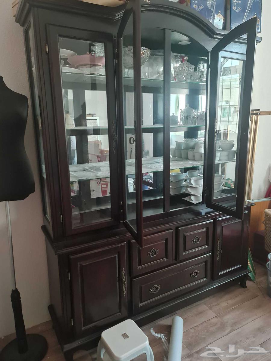 بوفيه للبيع ب 500 نظيف64498563981570110