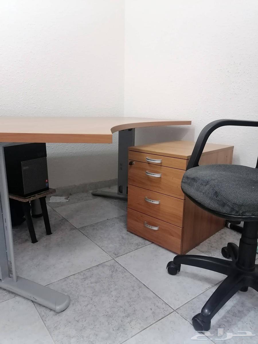 Ikea office table with side table purchased price is 3500 now64502817327617113