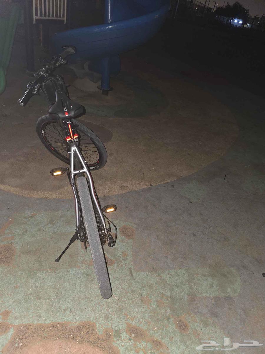 سيكل للبيع. 9 خلفي 3 امامي64495310171907114