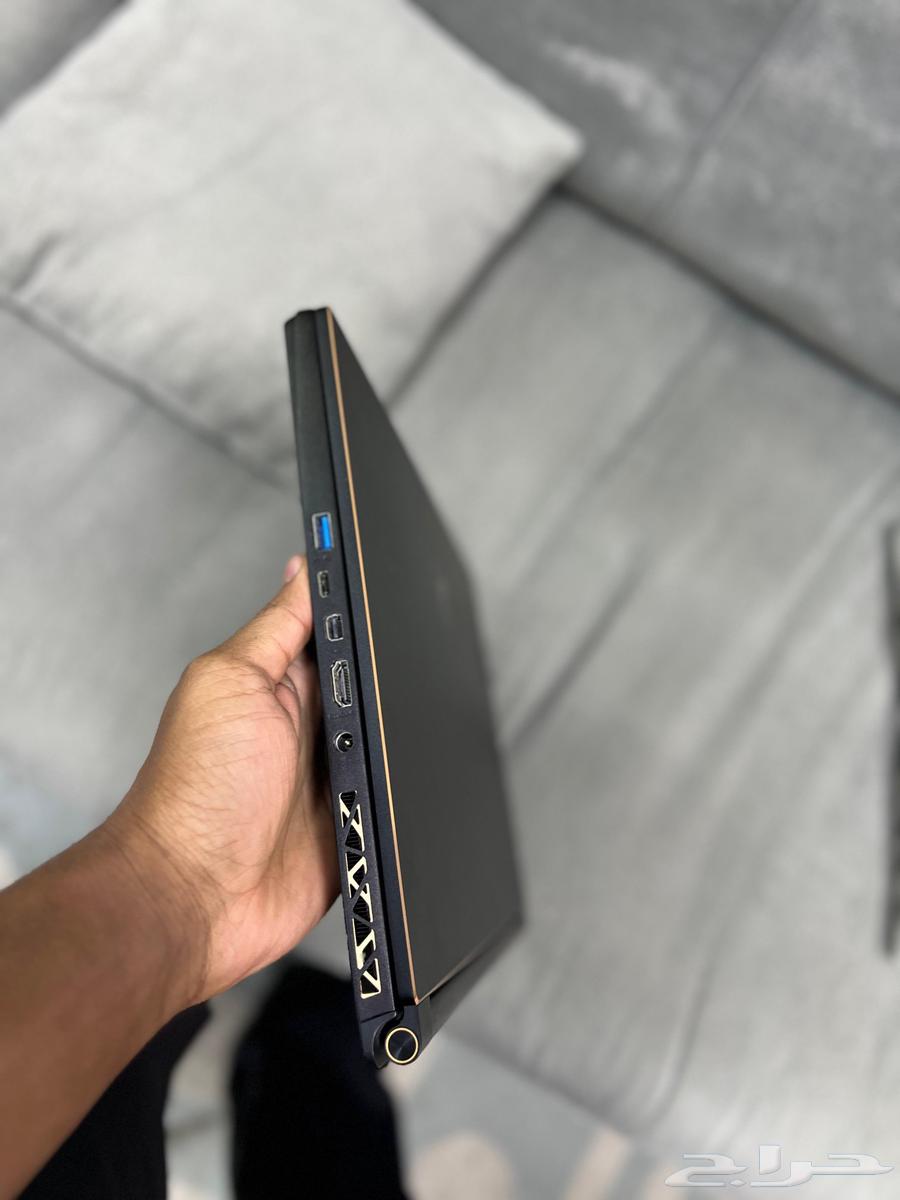 كمبيوتر ألعاب MSI مزود بمعالج Core i7 من الجيل التاسع وذاكرة 32 جيجابايت رام و512 جيجابايت64502460334978111