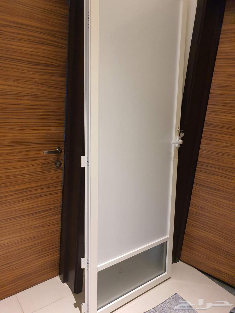 باب المنيوم جديد بدون ايطار ب 500 فقط64497495550082110