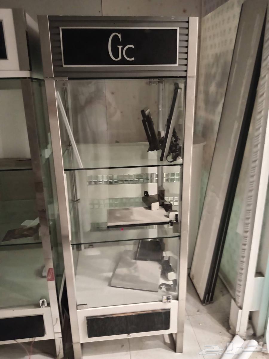 4 illuminated display stands64502831390979111