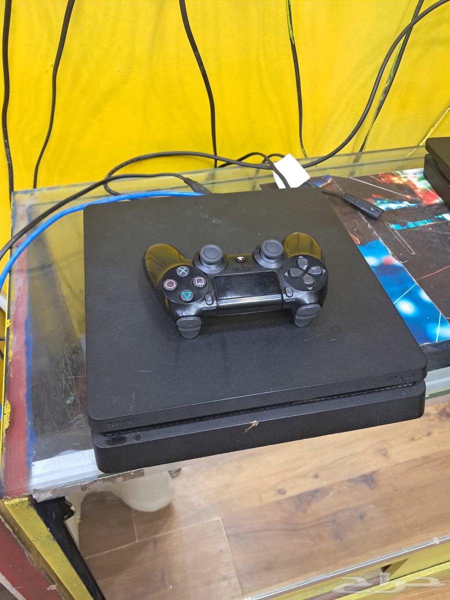 سوني فور سلم 500 جيجاء. مستخدم نضيف. مغير في مدخل اتش دي64502748438146111