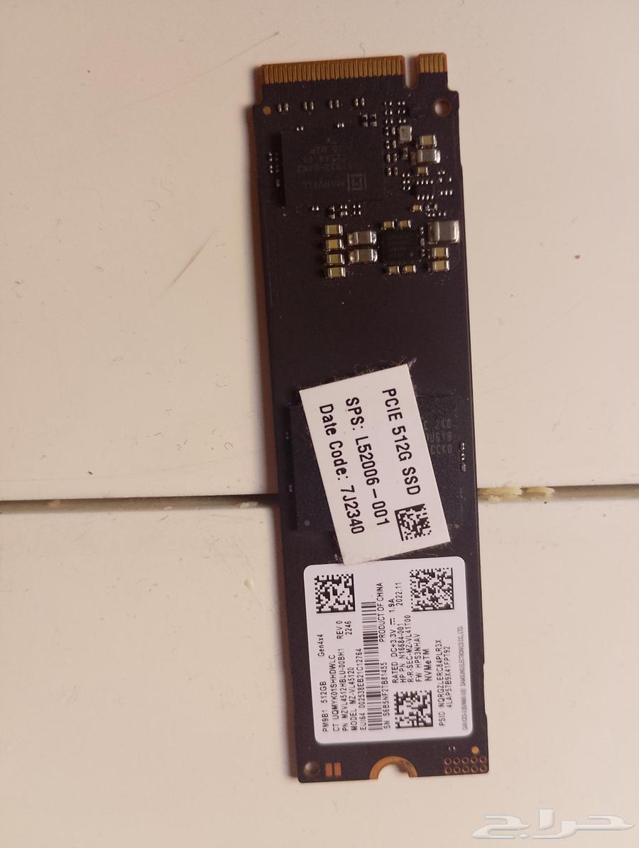 NVME SSD with adapter64498173240963111