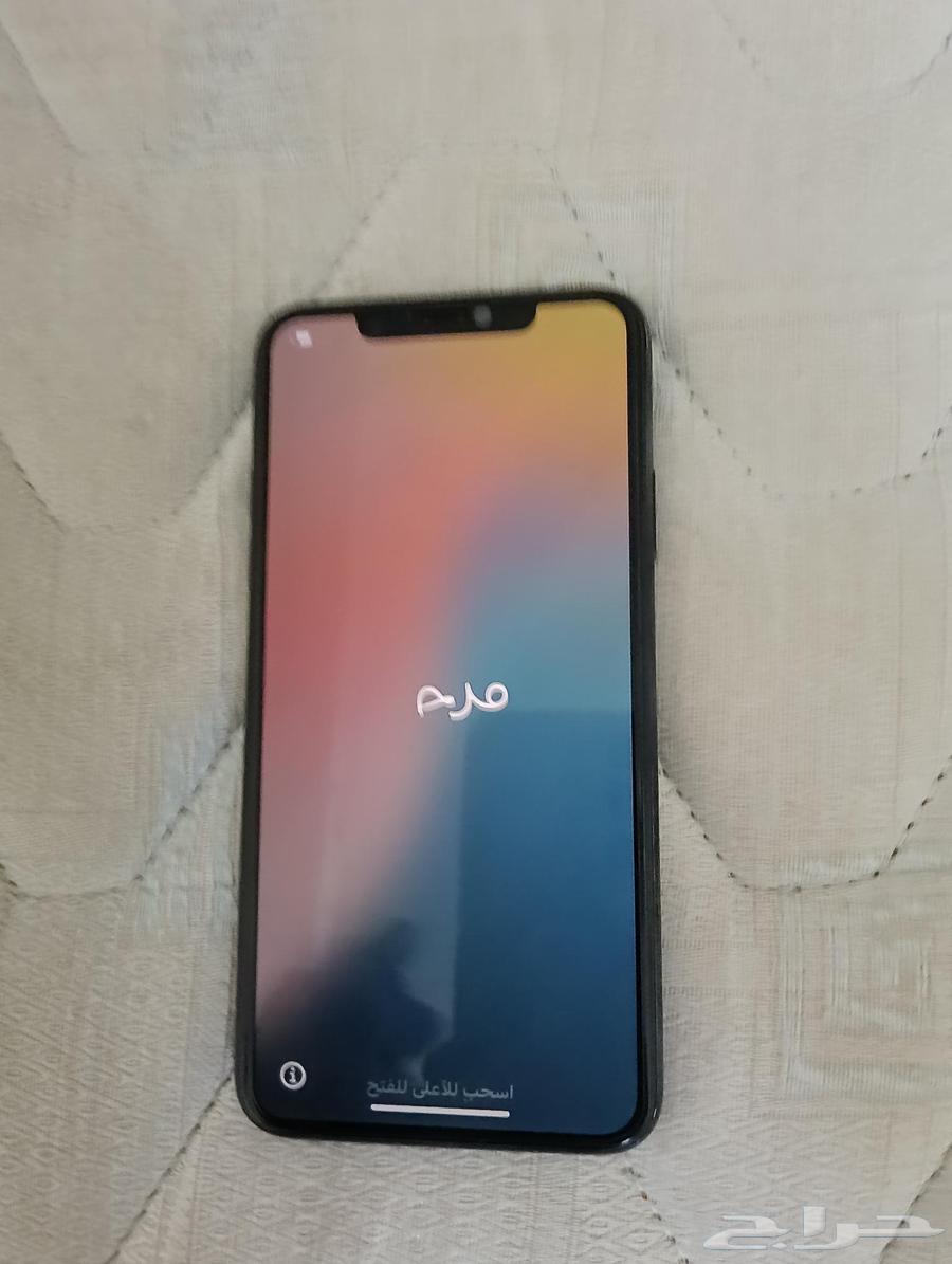 iPhone 11 Pro Max64501890034562112