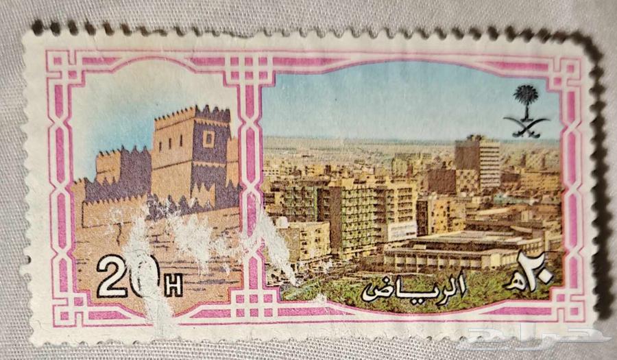 بيع طوابع بريد من دول متنوعة64502803744771112